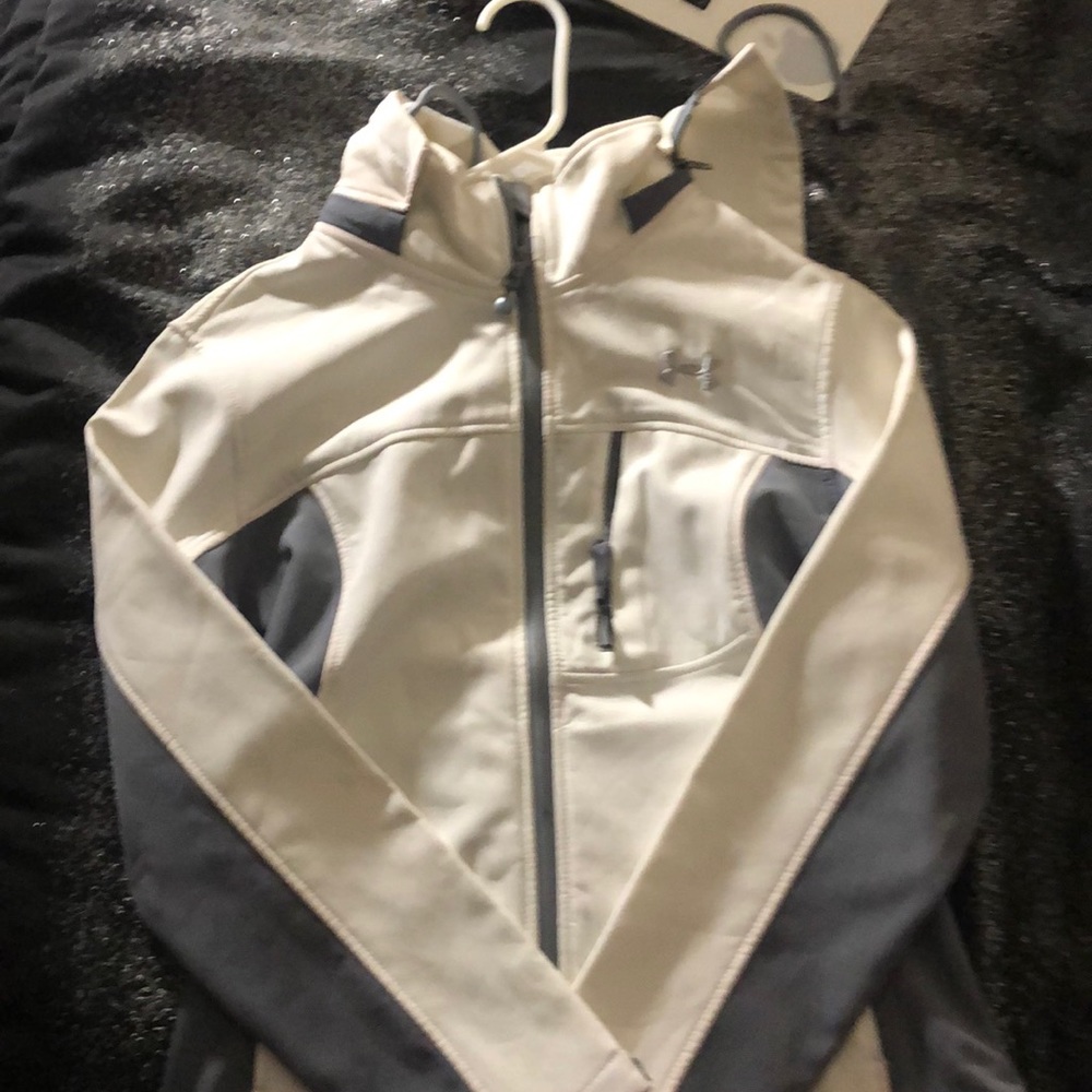 Under Armour jacket - Picture 3 of 3